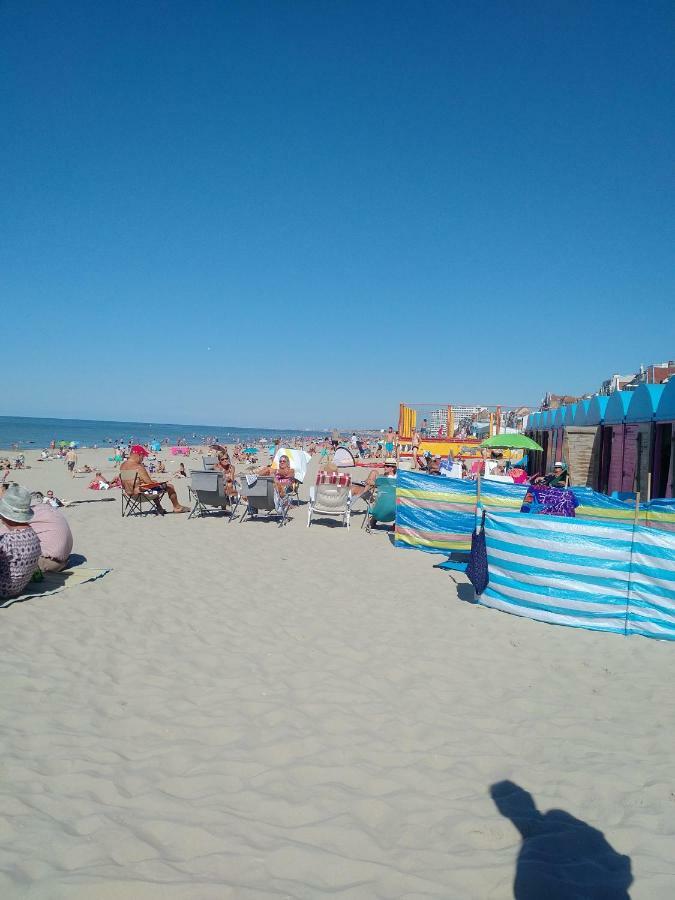 Meuble Saisonnier Plage Δουνκέρκη Εξωτερικό φωτογραφία